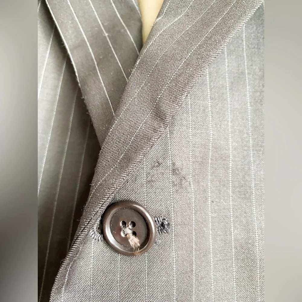 Calvin Klein Wool Pinstripe Brown Blazer Sport Coat Suit Jacket Three Button 42R